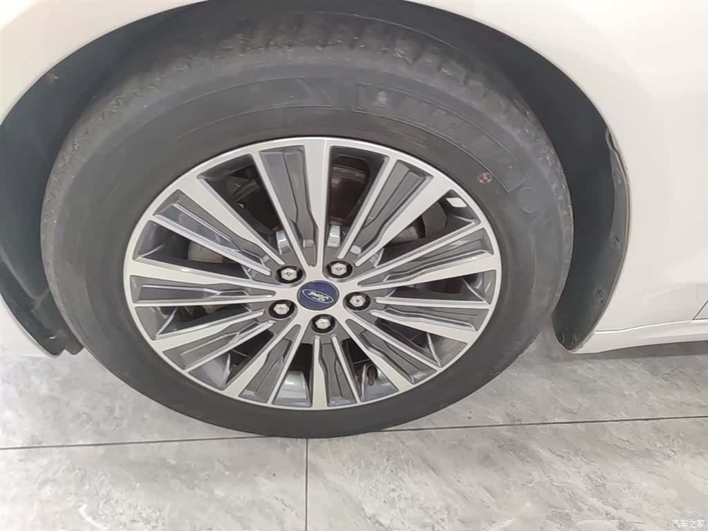 Ford Mondeo, 2018 23