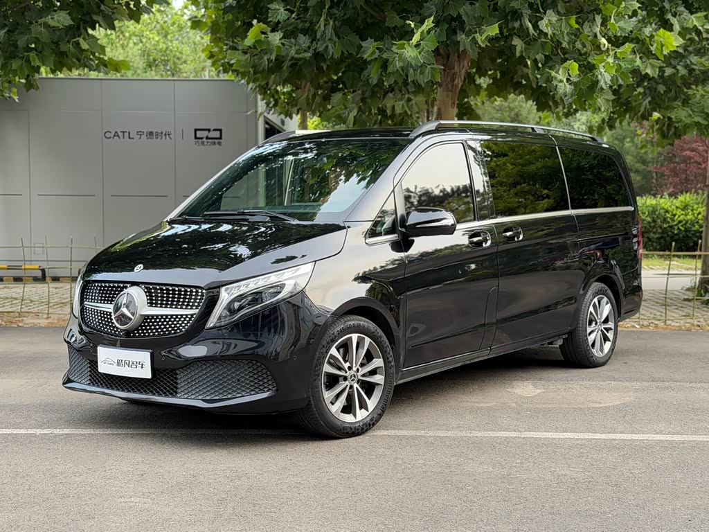 Mercedes-Benz V-Class