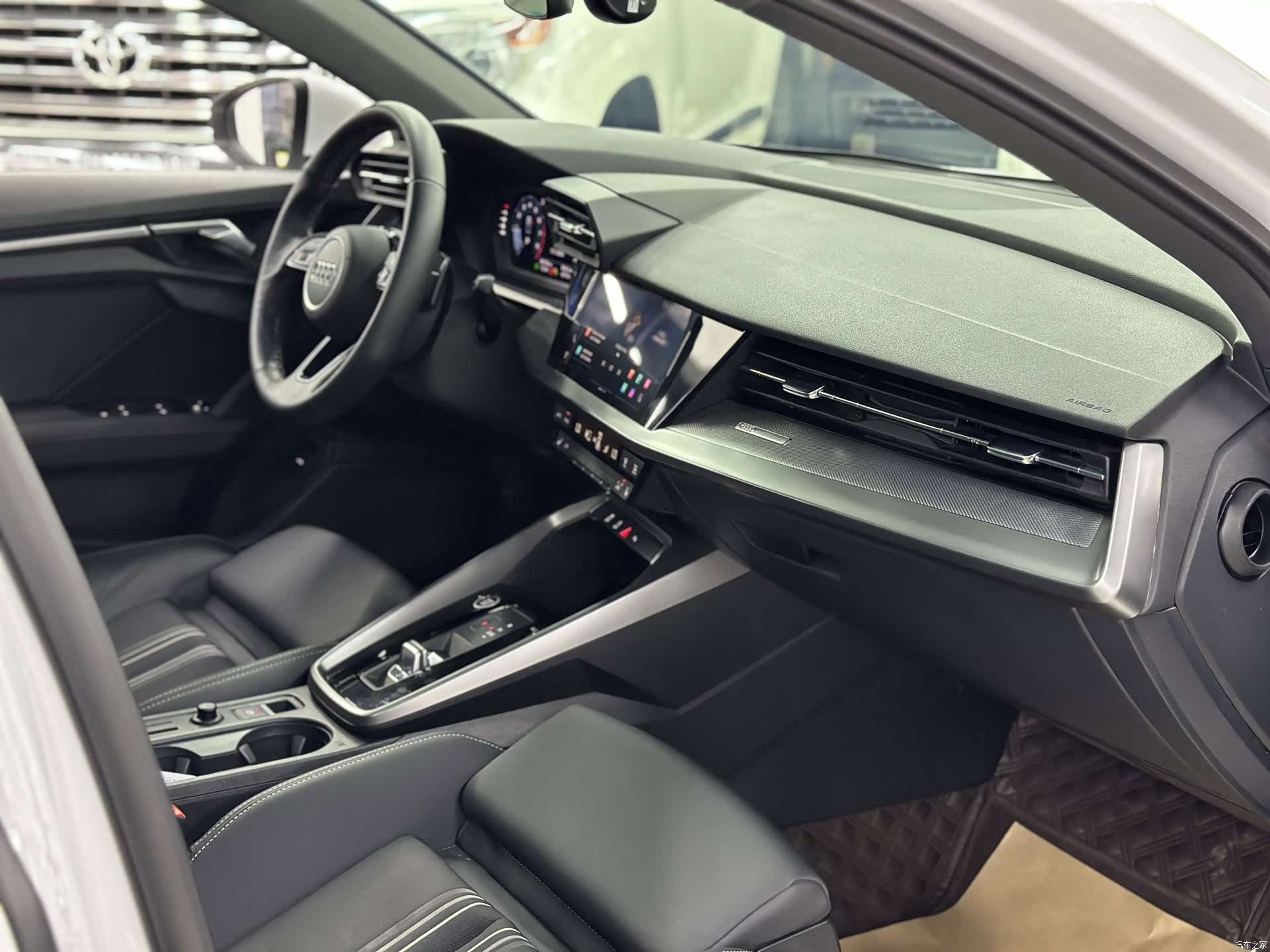 Audi A3, 2023 10