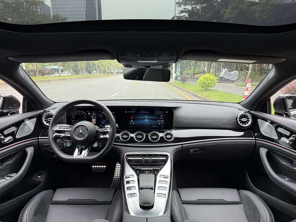 Mercedes-Benz AMG GT