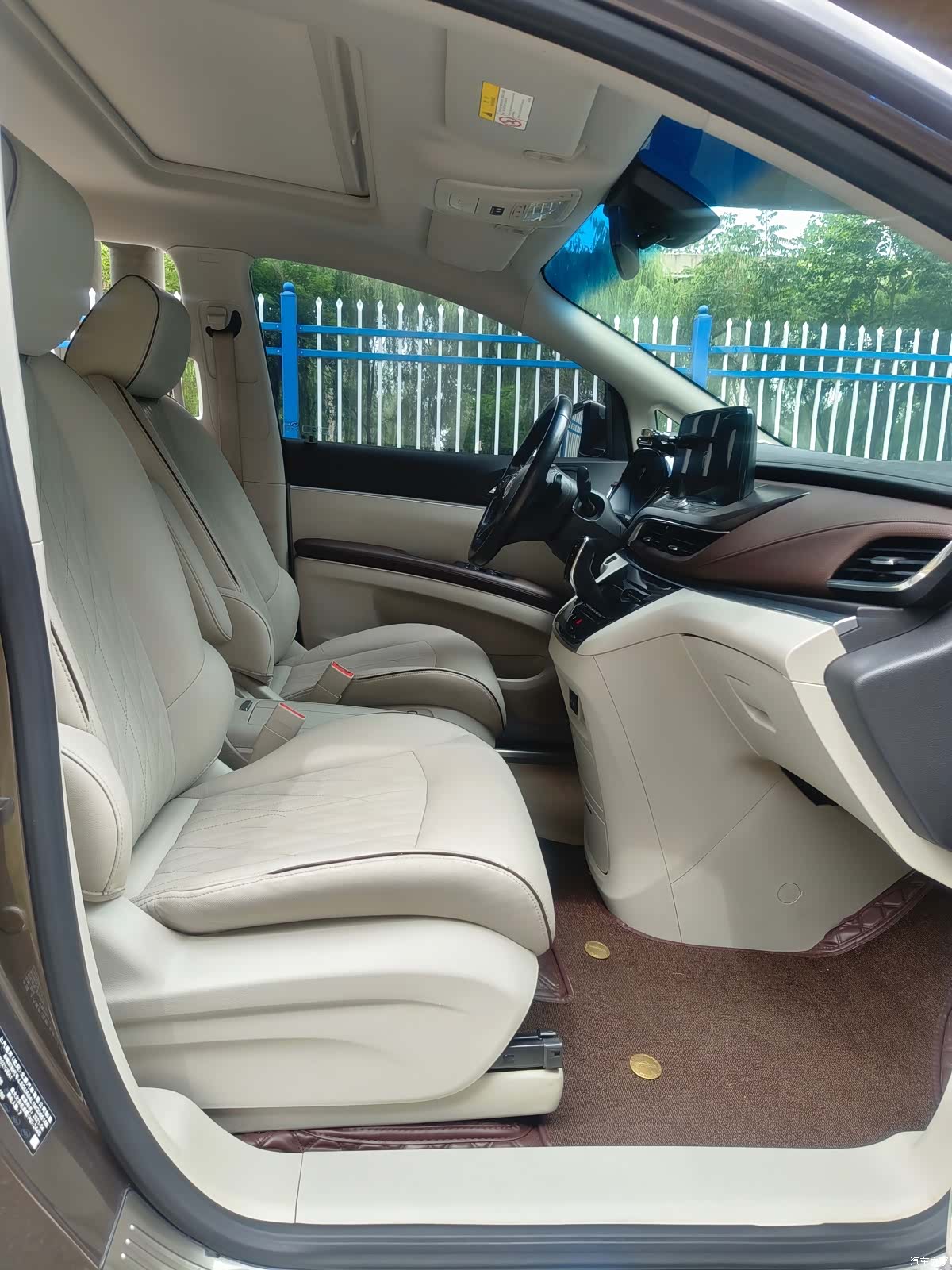 Buick GL8, 2021 12