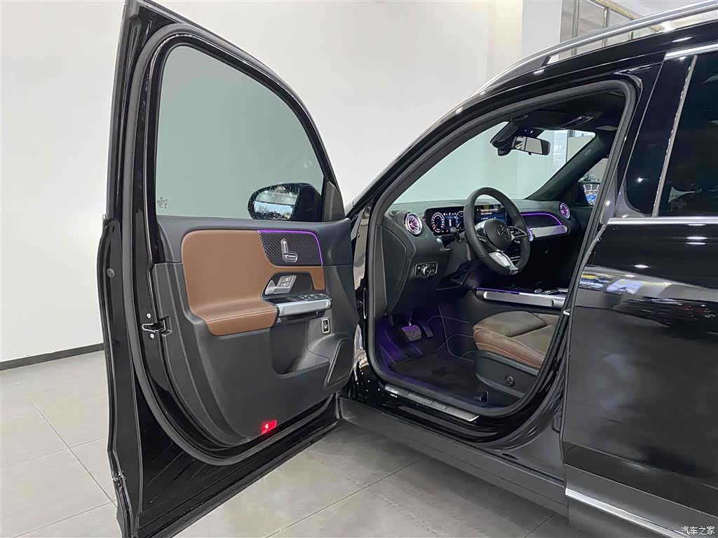 Mercedes-Benz GLB, 2024 14