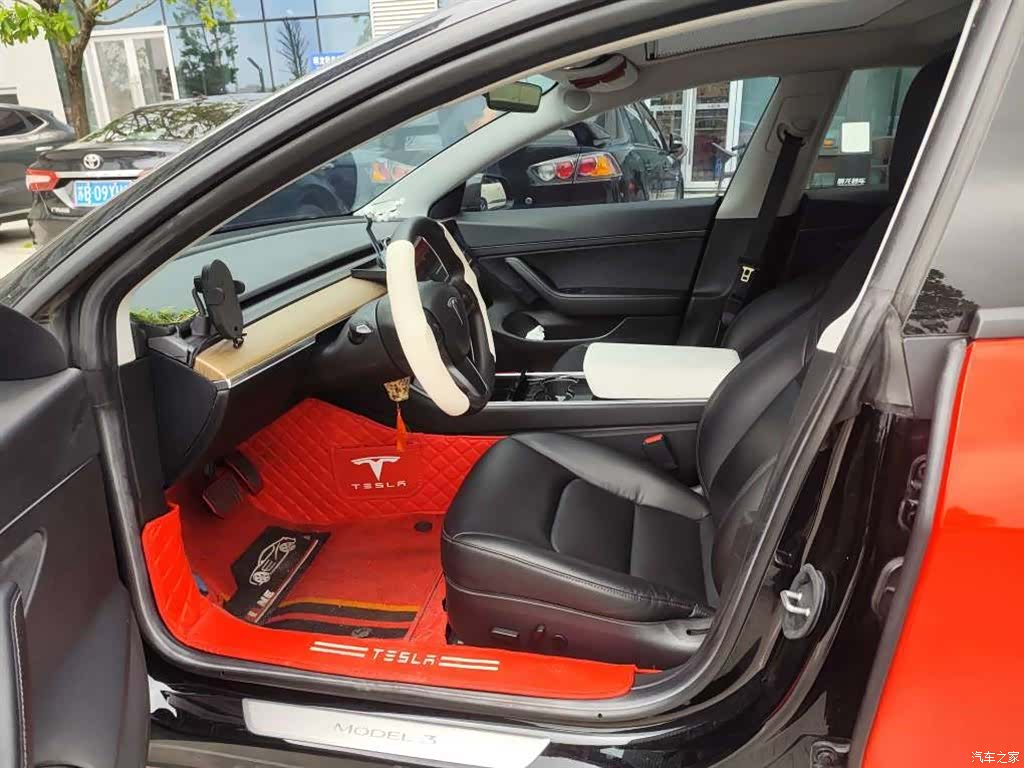 Tesla Model 3, 2020 6