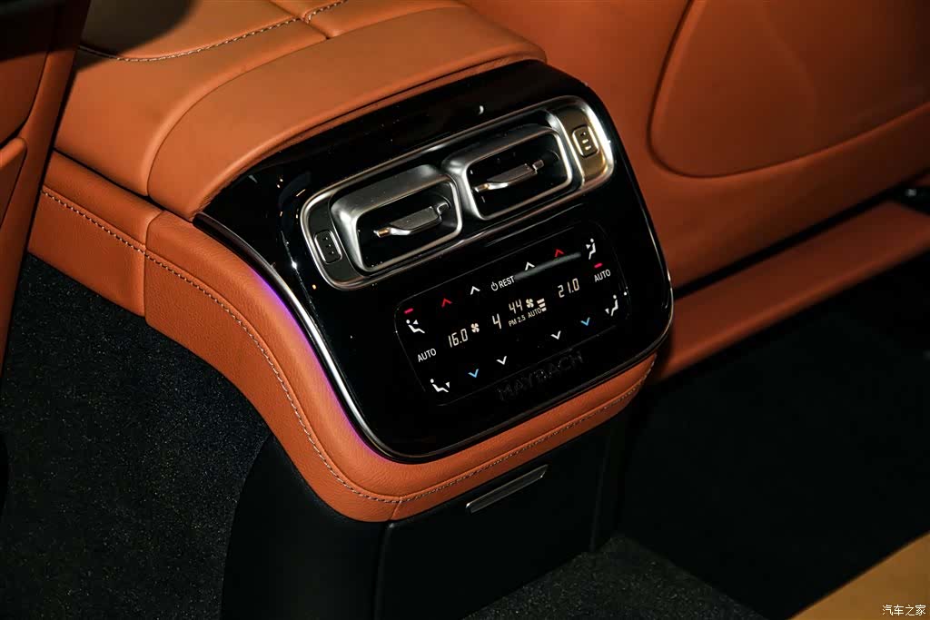 Maybach S-Class, 2024 26
