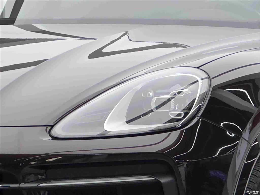 Porsche Cayenne, 2022 3