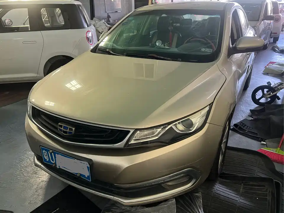 Geely Emgrand GL