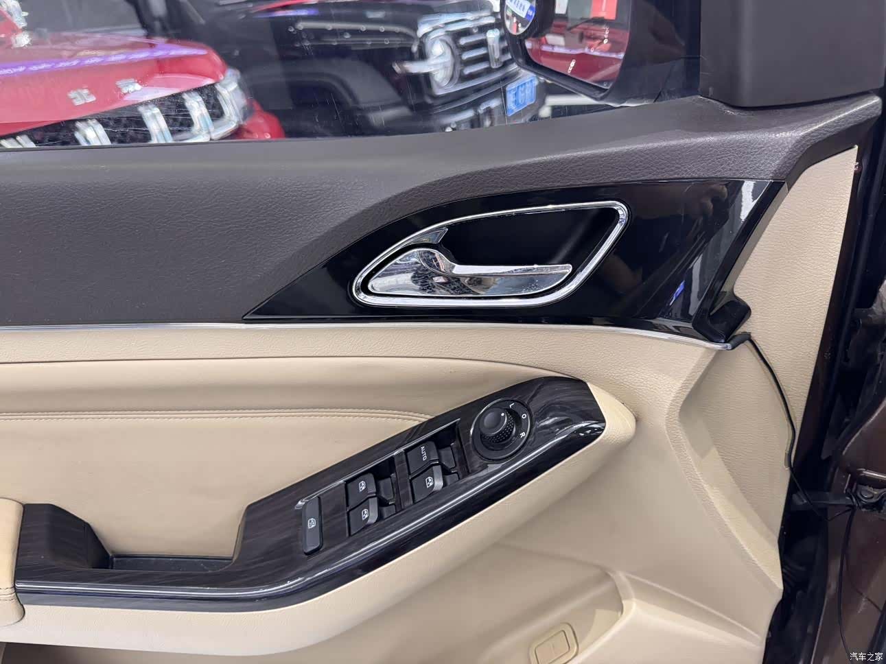 Wuling 730, 2014 22