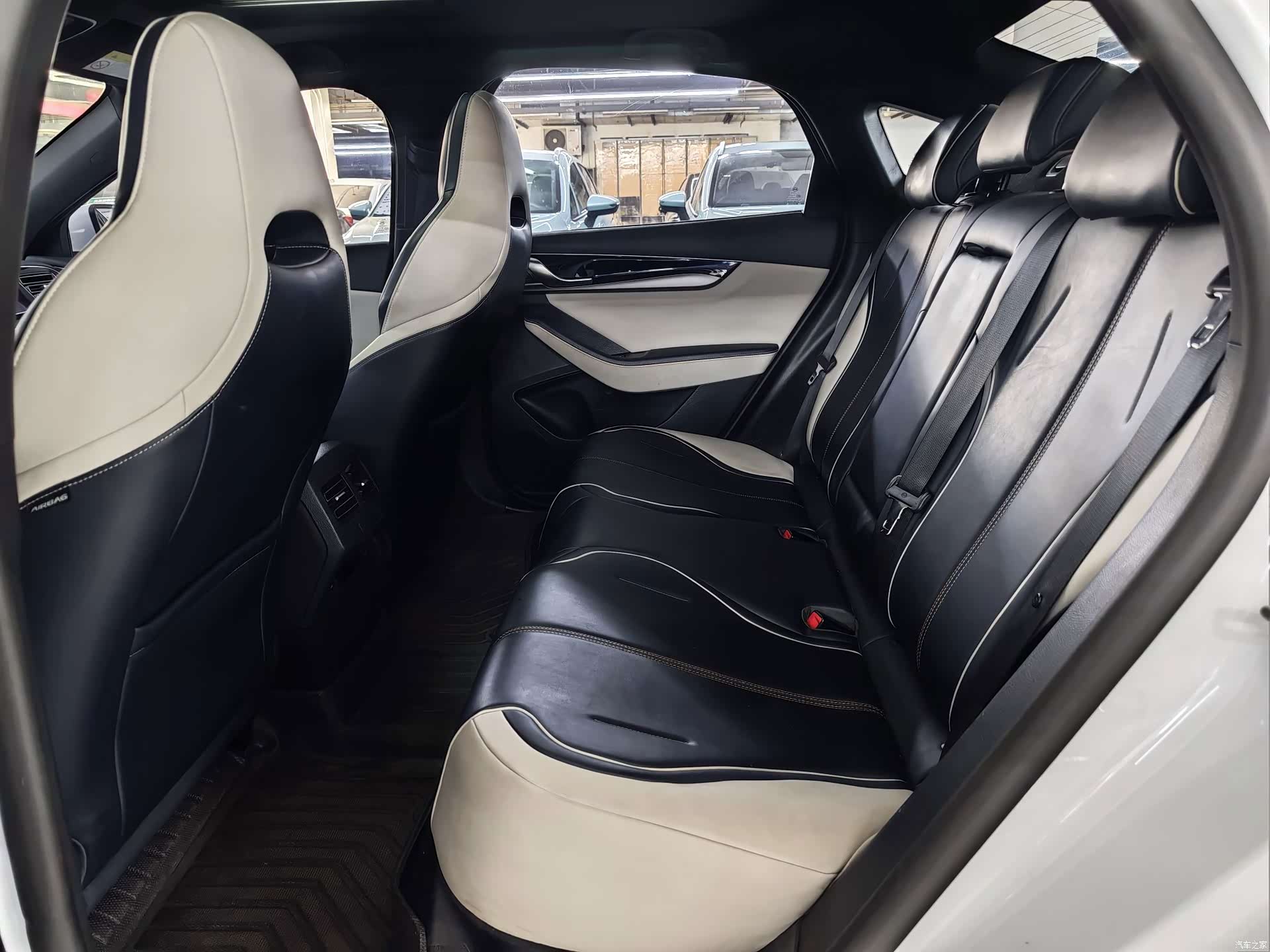 BYD Qin, 2022 13
