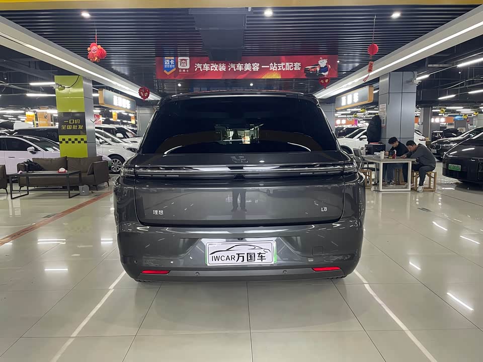 Li Auto Ideal L8
