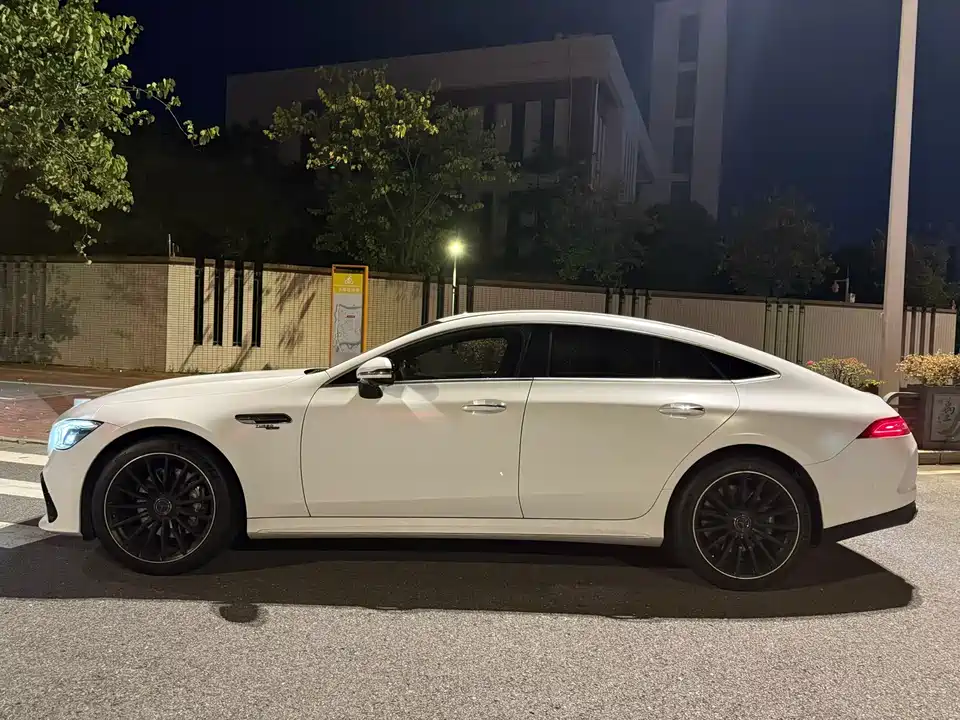 Mercedes-Benz AMG GT