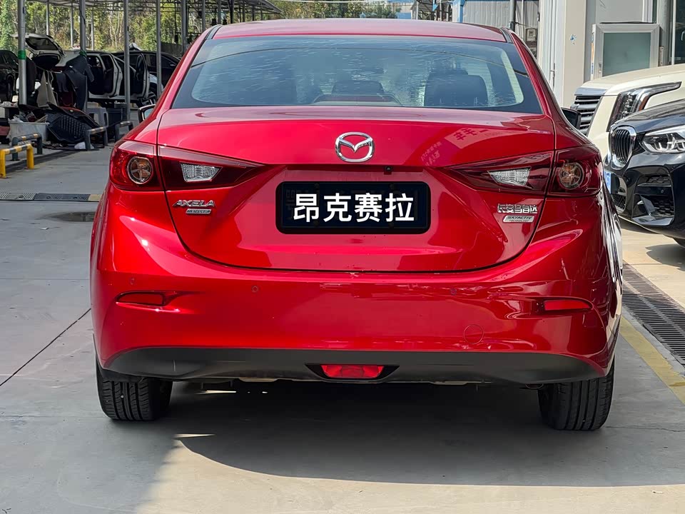 Mazda 3 Angkesaila