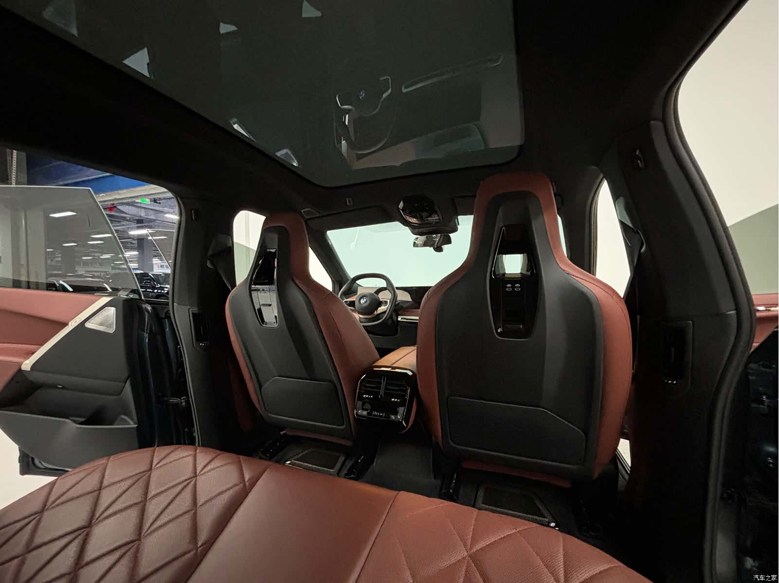 BMW iX, 2024 7
