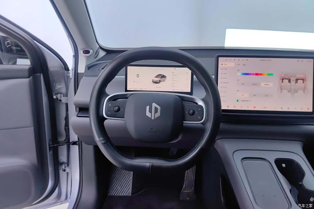 Leapmotor C16, 2024 15