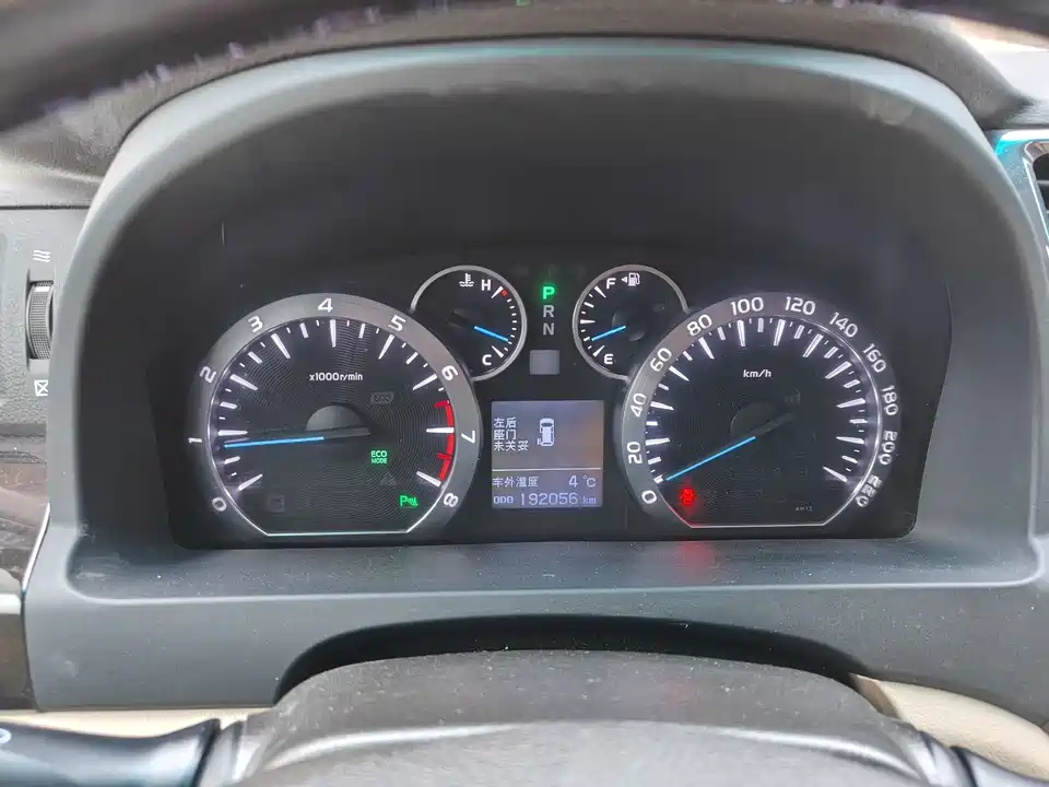 Toyota Elfa Toyota Elfa