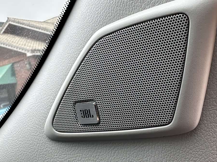 Toyota Prado 2015, фото 17
