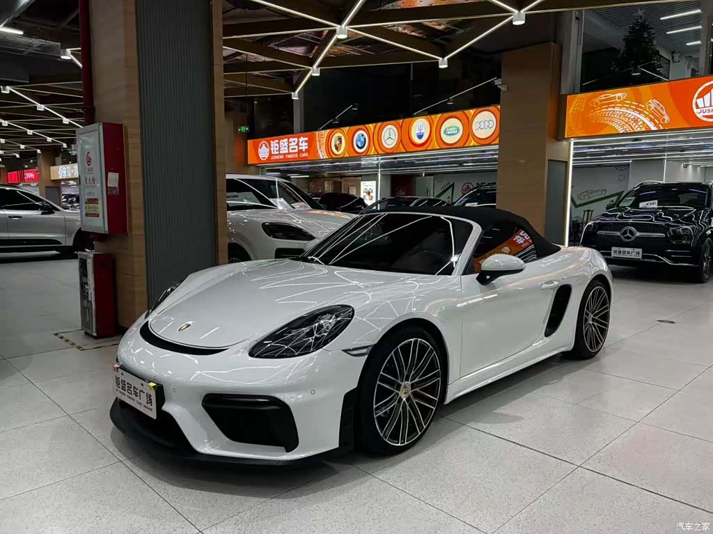 Porsche Boxster, 2017 1