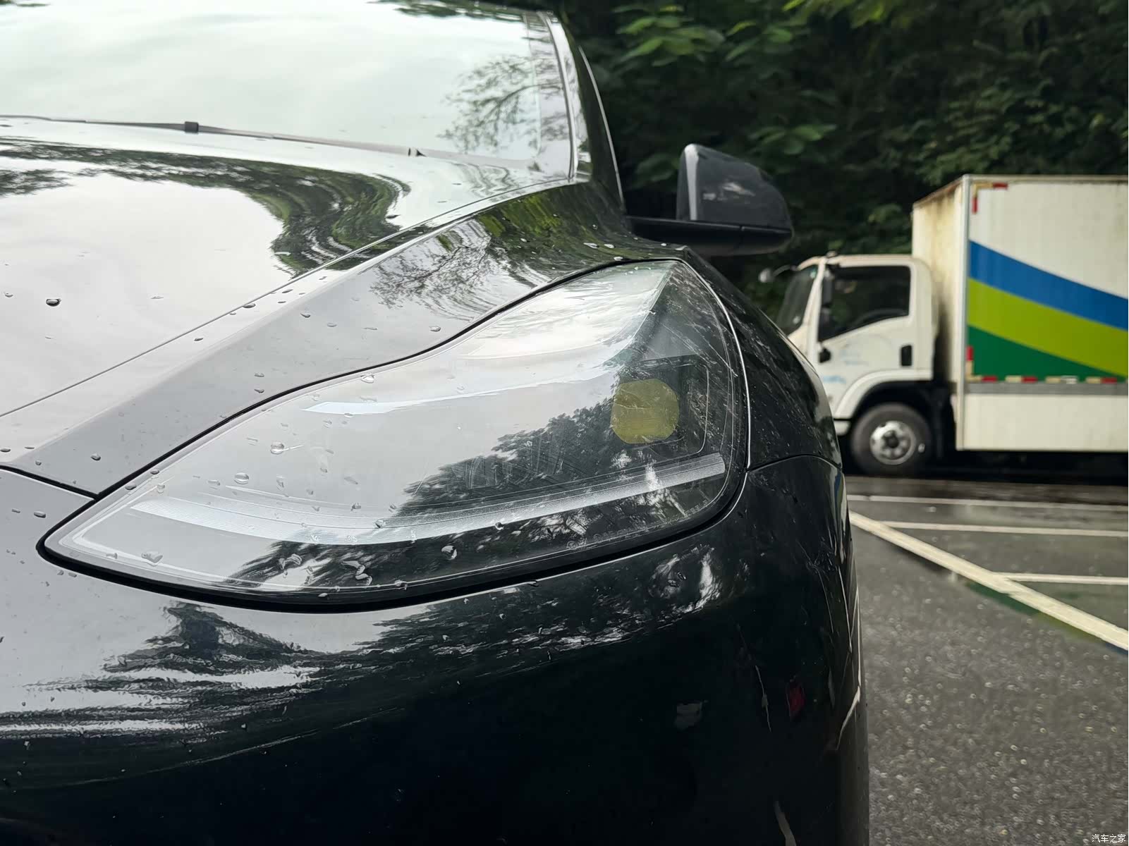 Tesla Model Y, 2024 16