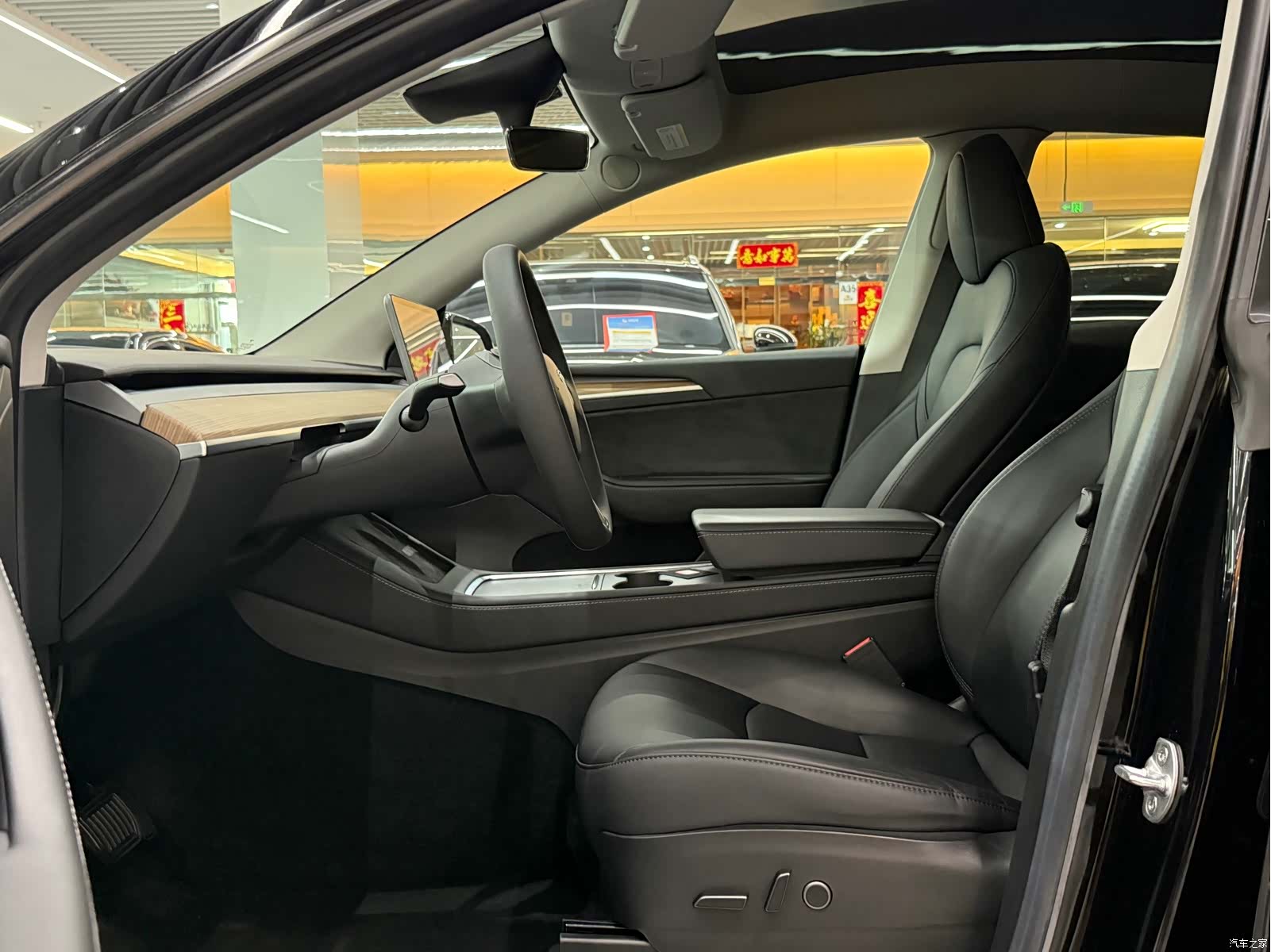 Tesla Model Y, 2022 9