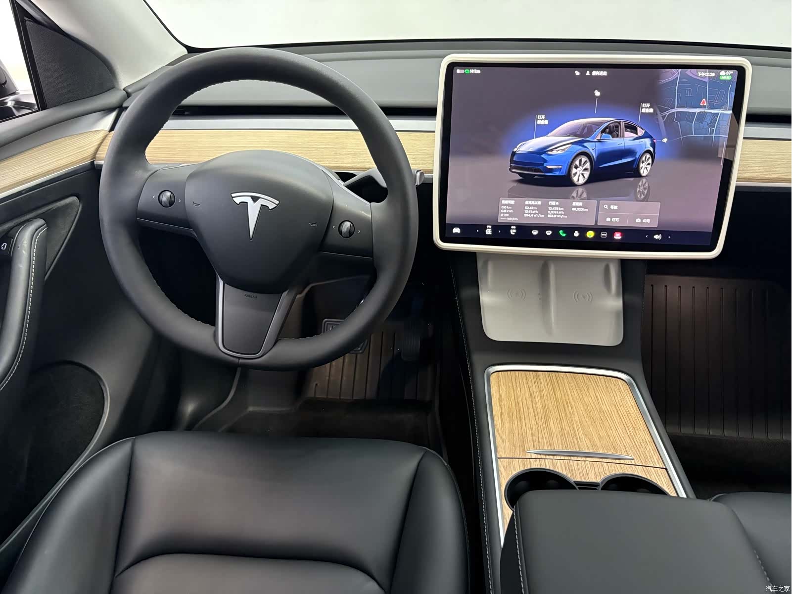 Tesla Model Y, 2022 12