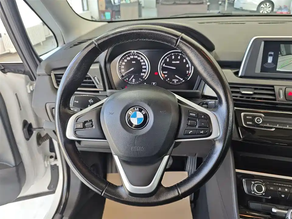 BMW 2 series multifunctional station wagon