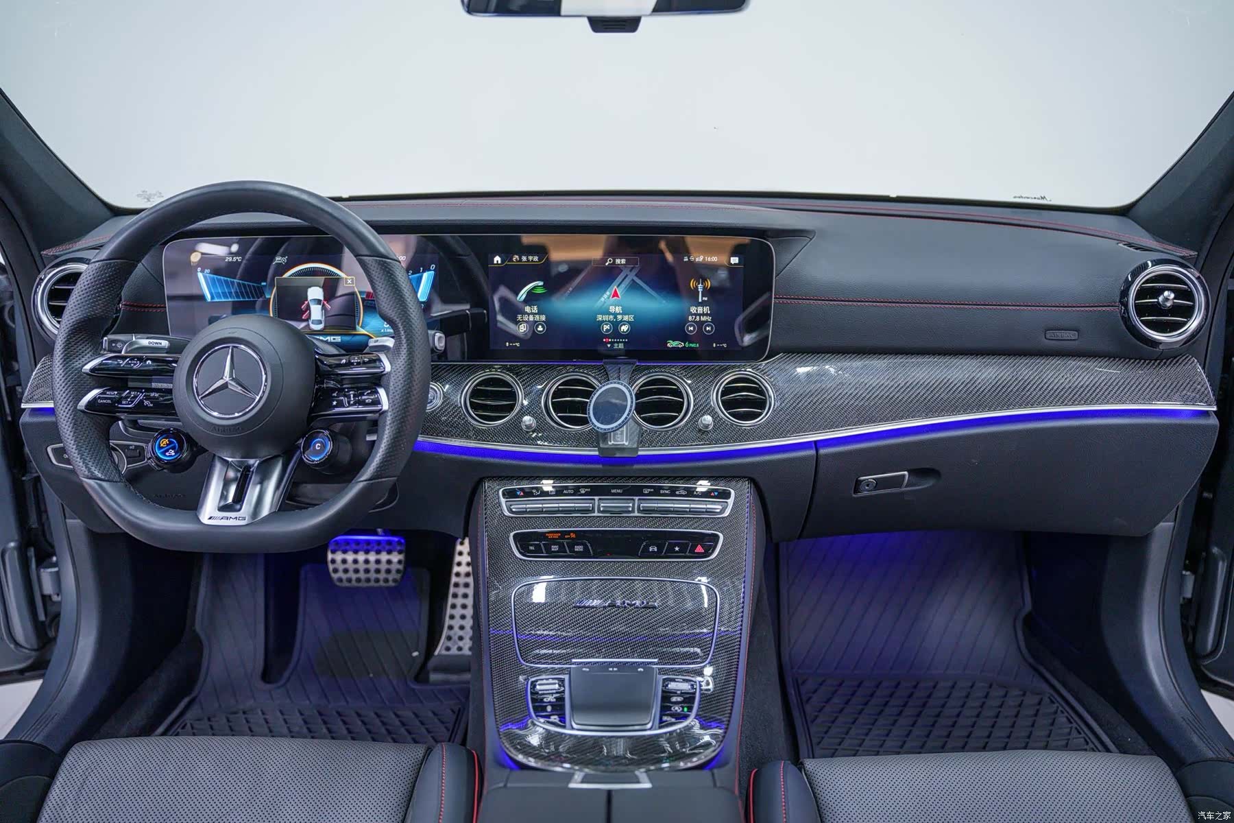 Mercedes-Benz E-Class, 2022 14