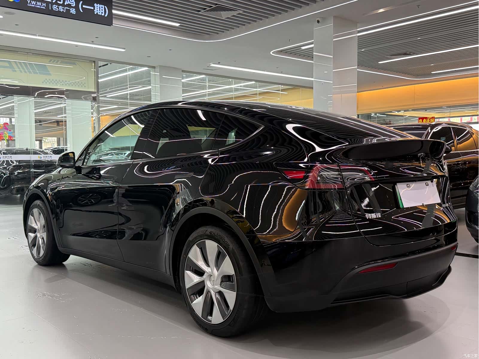 Tesla Model Y, 2022 11
