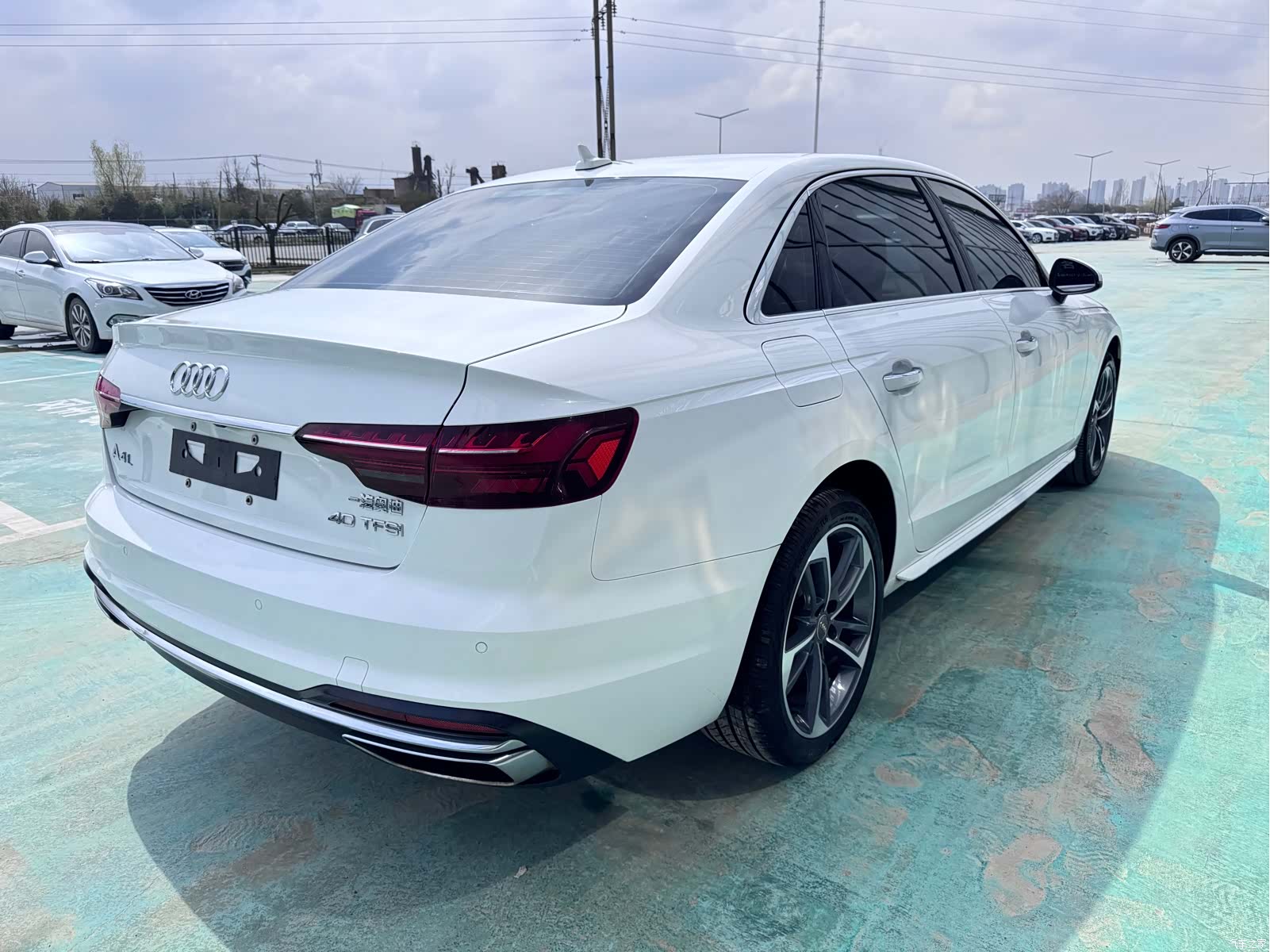 Audi A4L, 2021 7