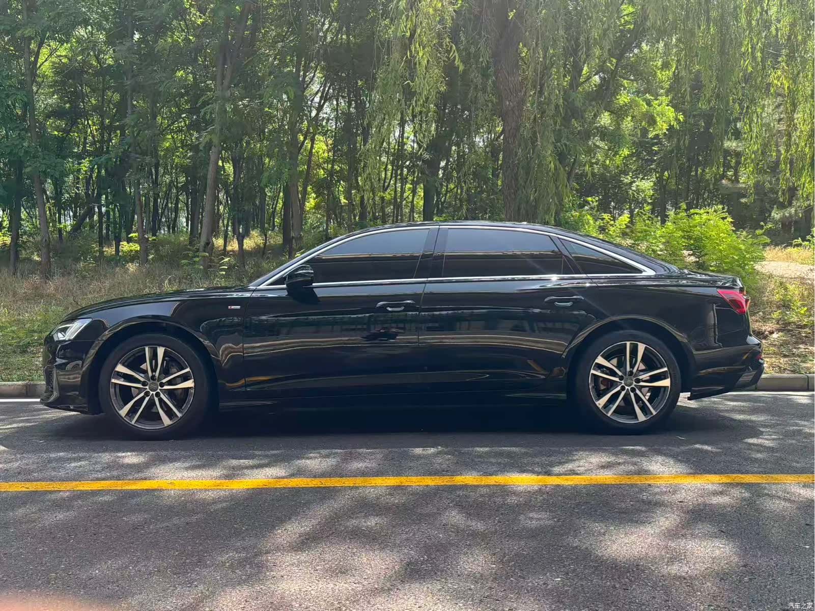 Audi A6L, 2020 3