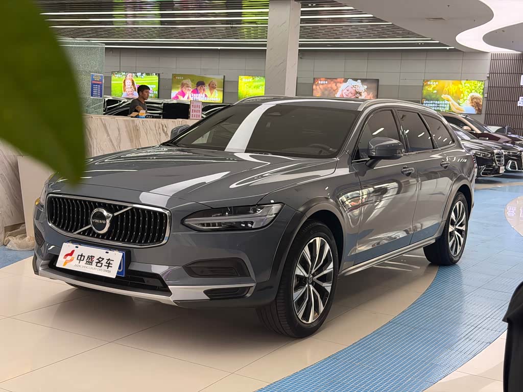 Volvo V90