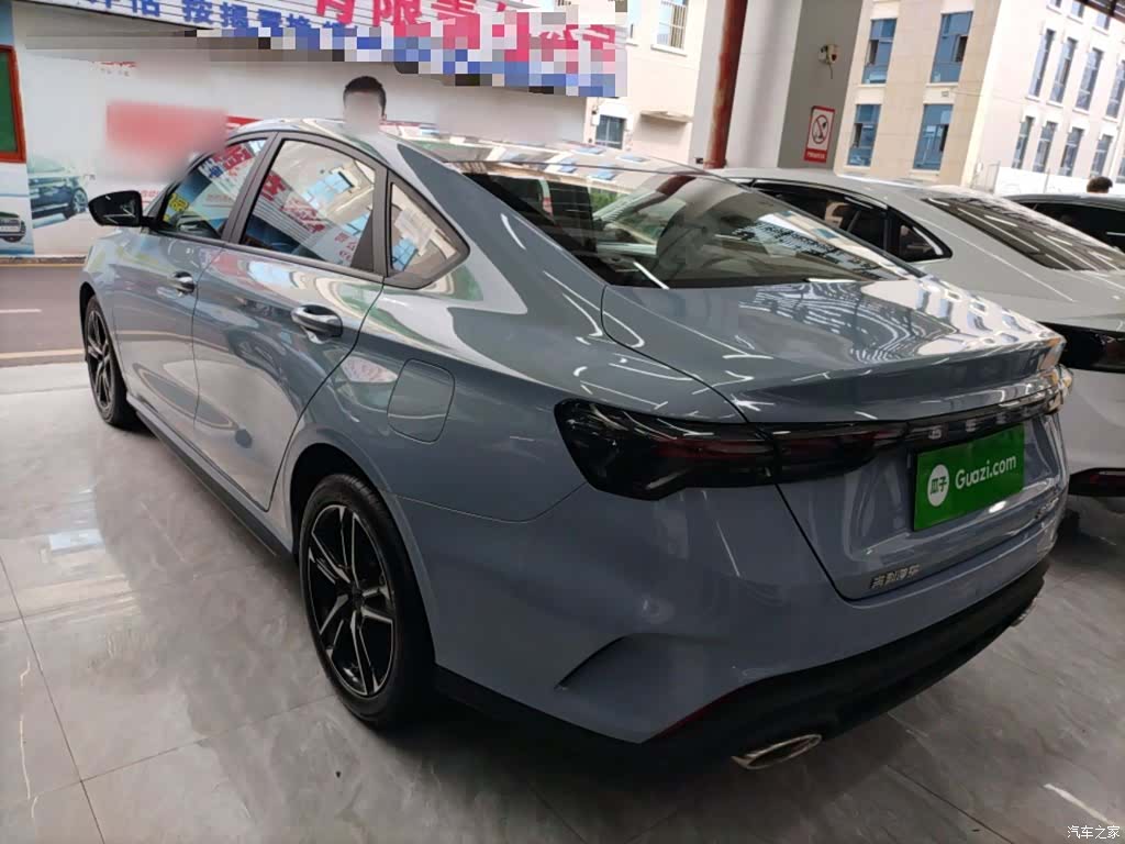 Geely Binray, 2026 23