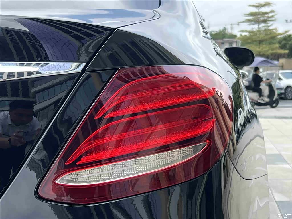 Mercedes-Benz E-Class, 2020 32