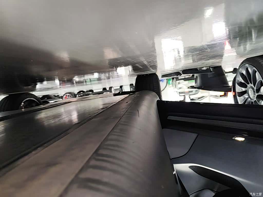 Tesla Model Y, 2022 22