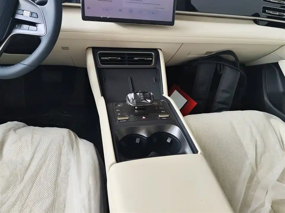 BYD Qin L