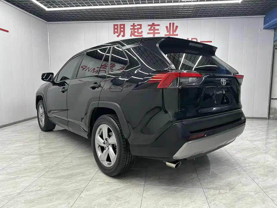 Toyota RAV4 Rongfang