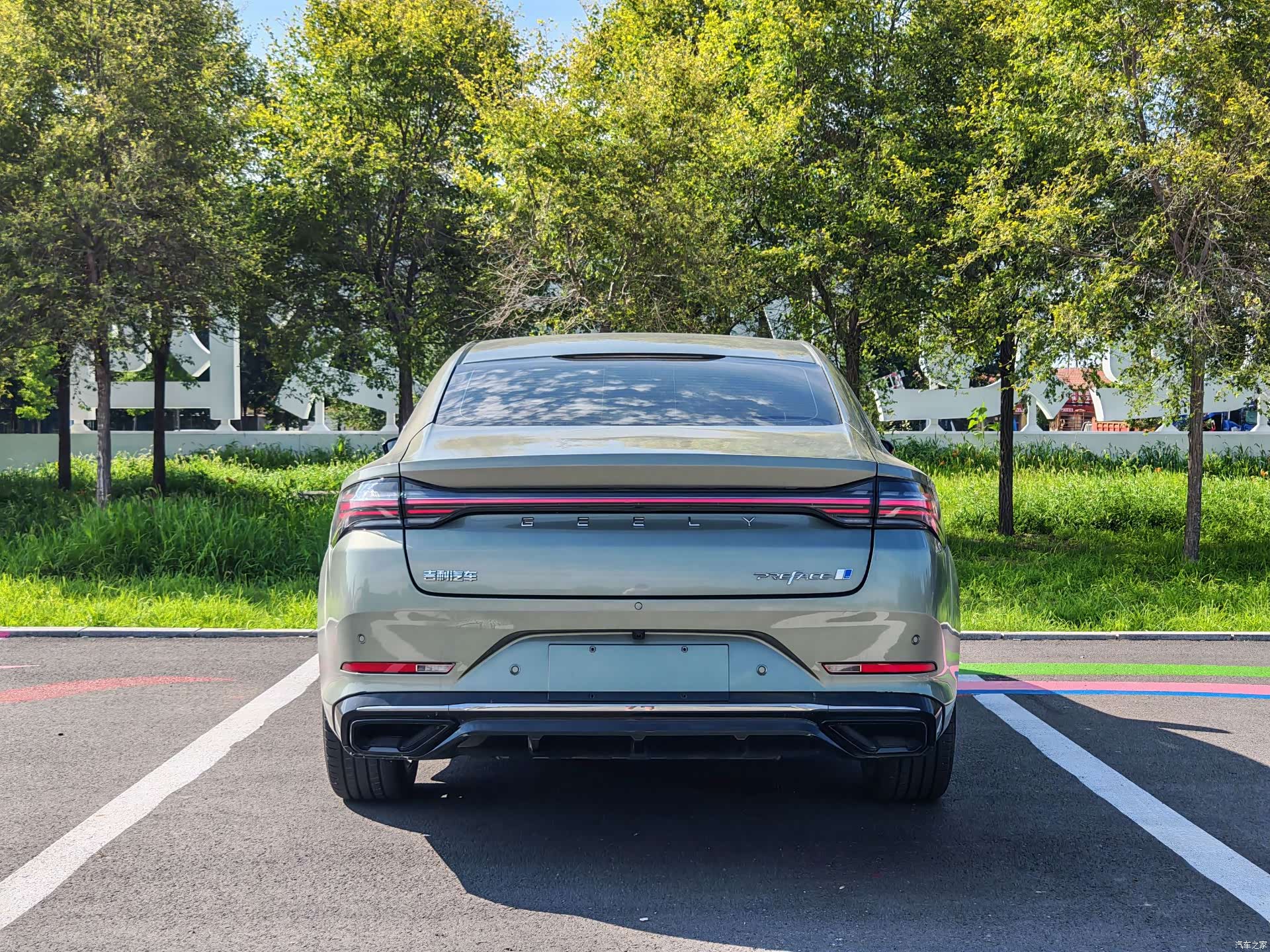 Geely Preface, 2024 8