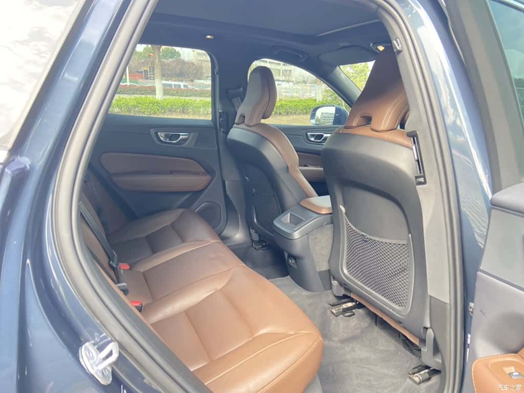 Volvo XC60, 2024 17