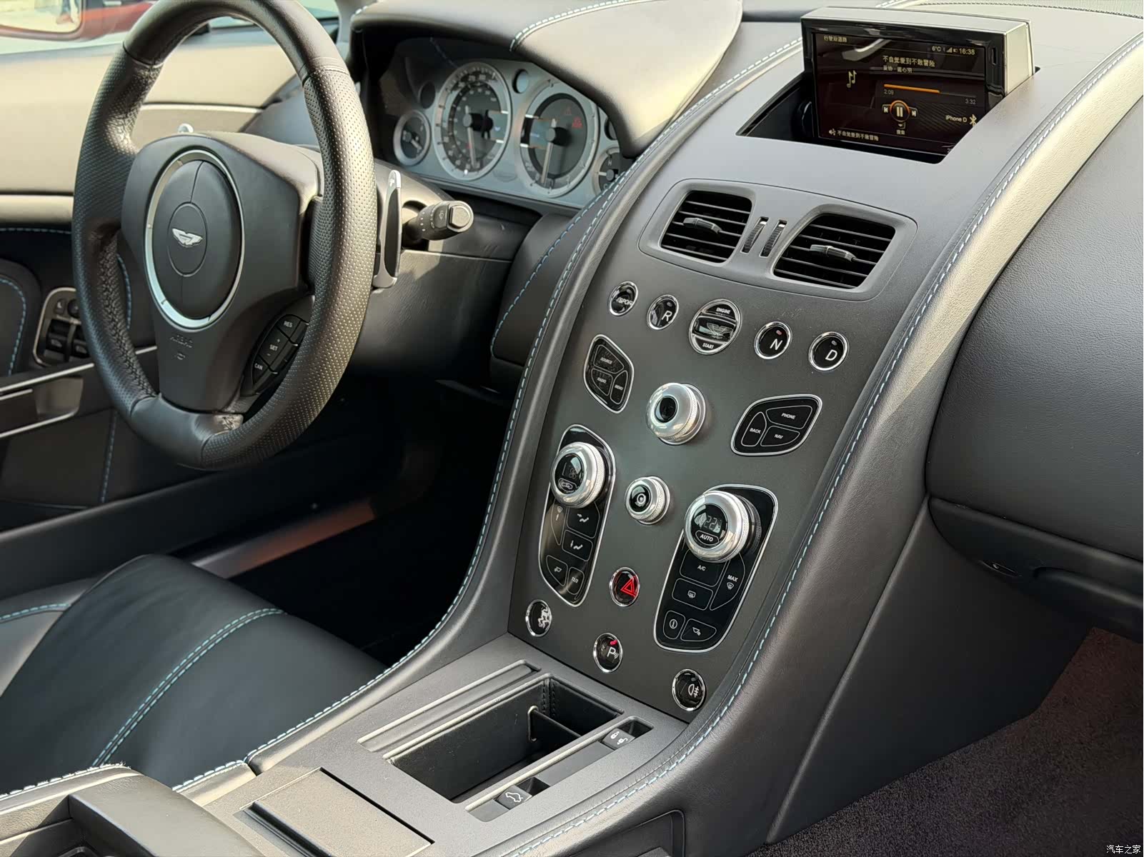 Aston Martin Vantage, 2016 18