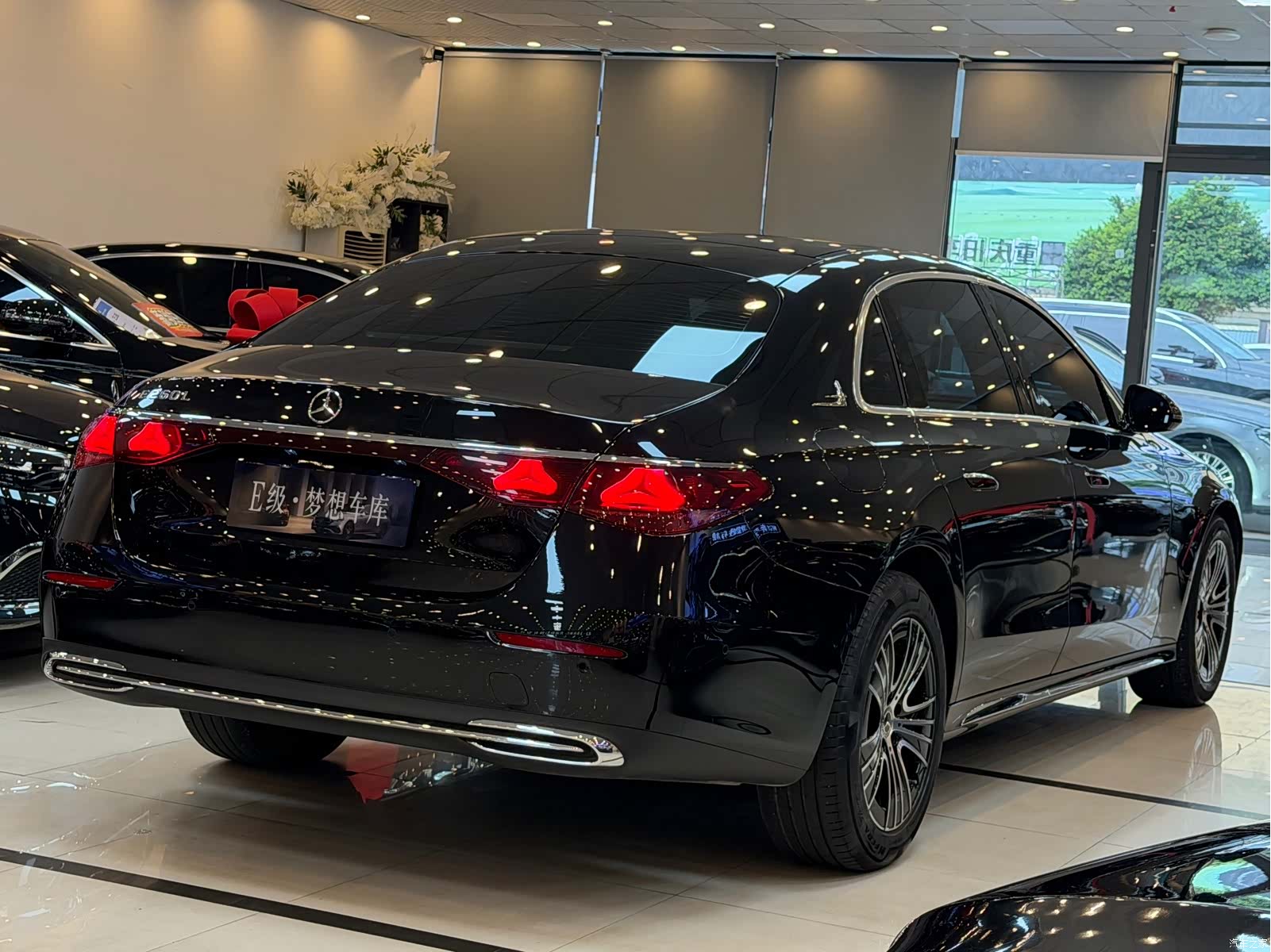 Mercedes-Benz E-Class, 2024 21