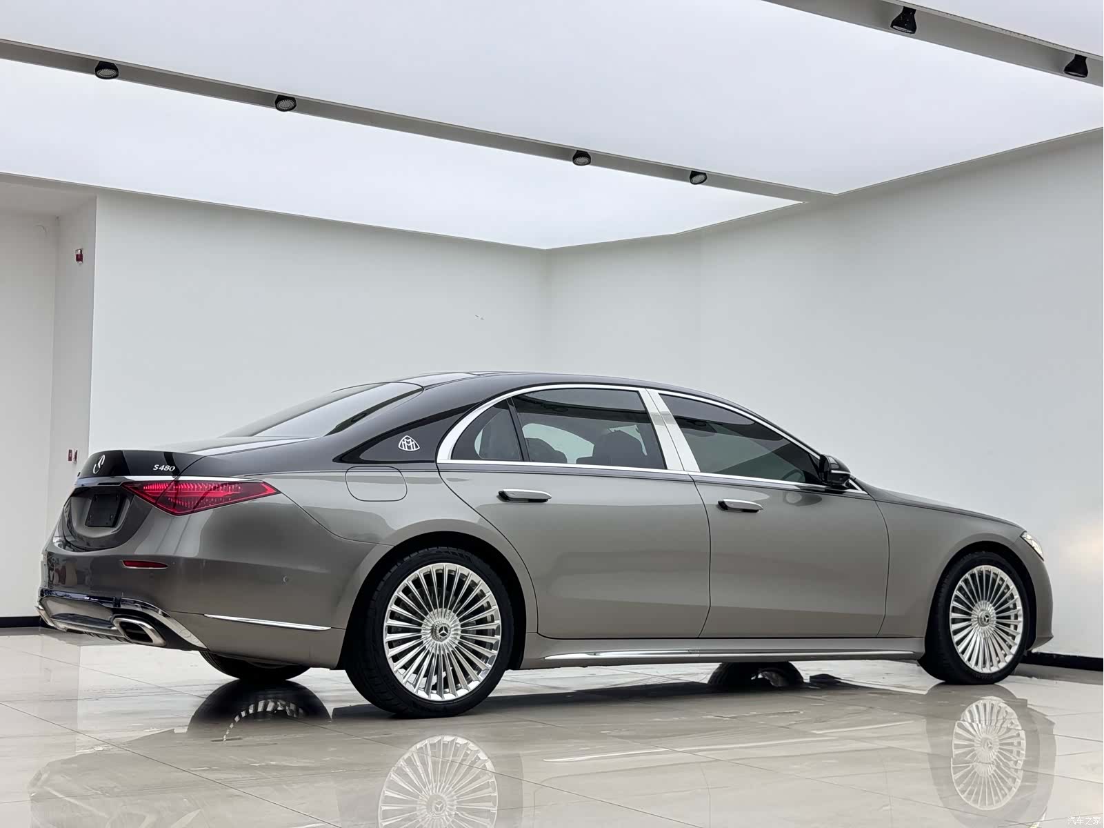 Mercedes-Benz S-Class, 2022 13