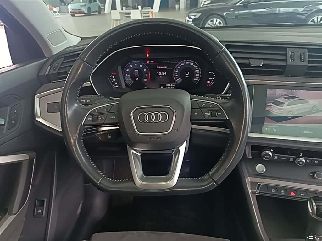 Audi Q3, 2020 11