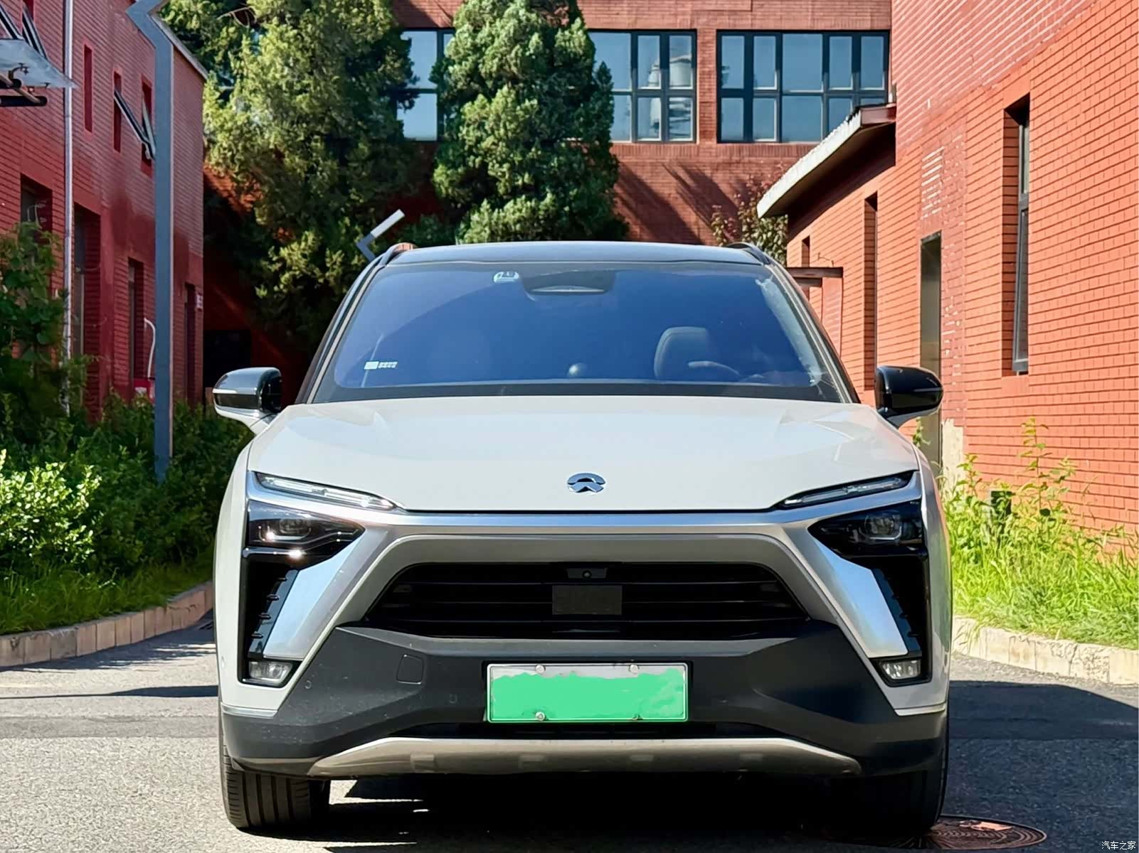 NIO ES8, 2021 2