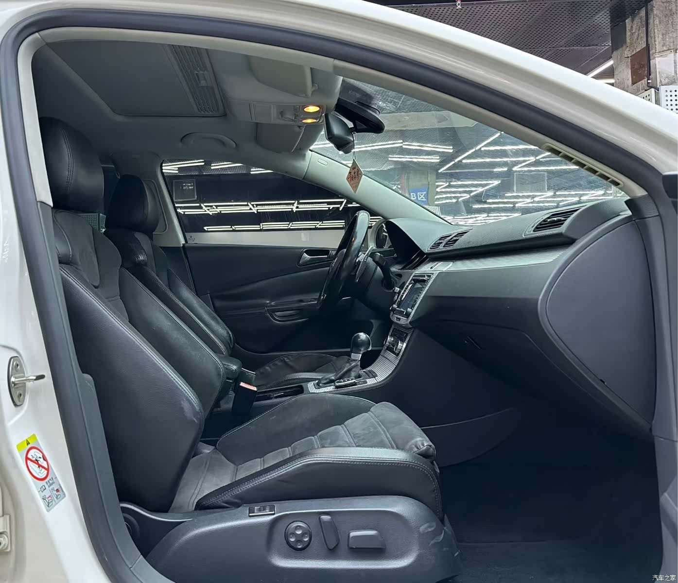 Volkswagen Passat, 2010 6
