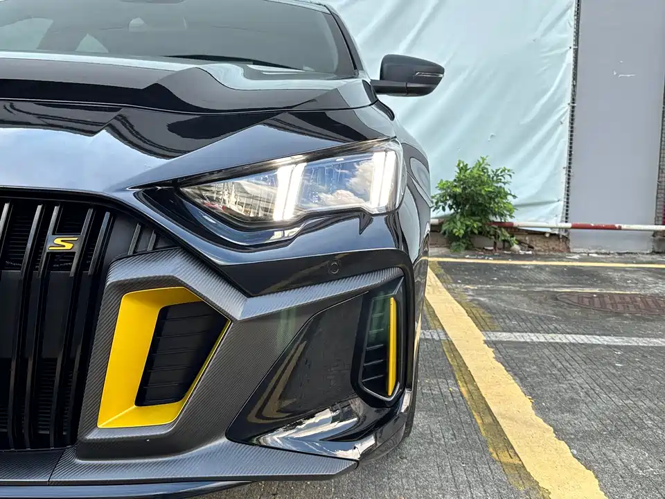 Trumpchi Shadow Leopard