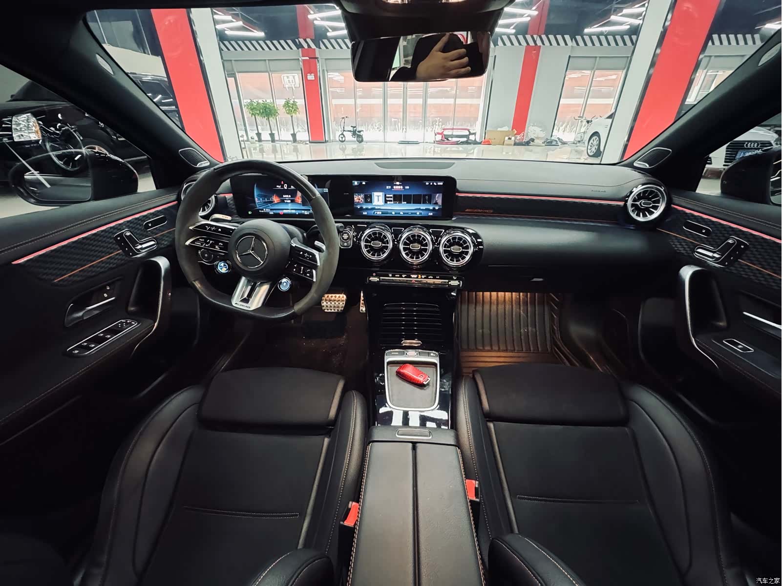 Mercedes-Benz A-Class, 2024 32