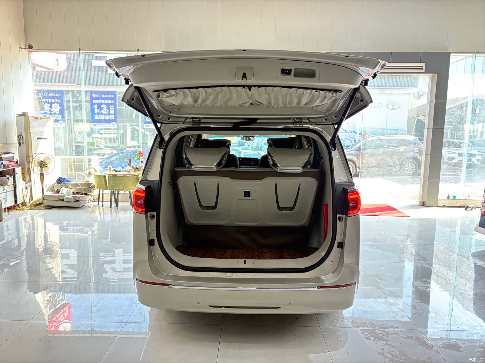 Buick GL8, 2022 23