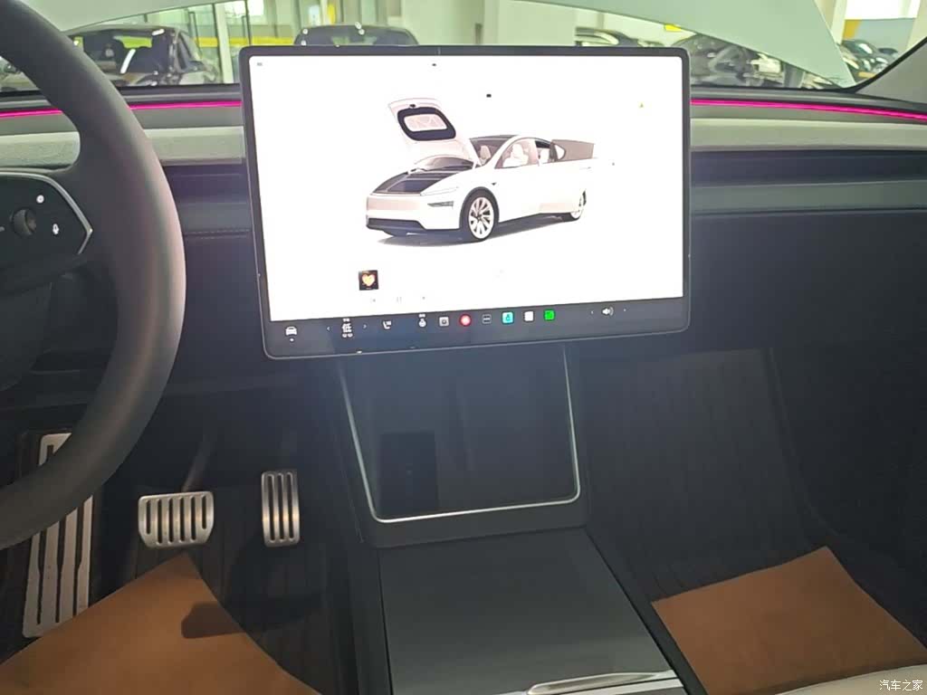 Tesla Model Y, 2025 13