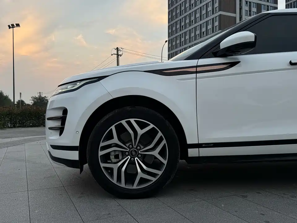 Land Rover Range Rover Aurora