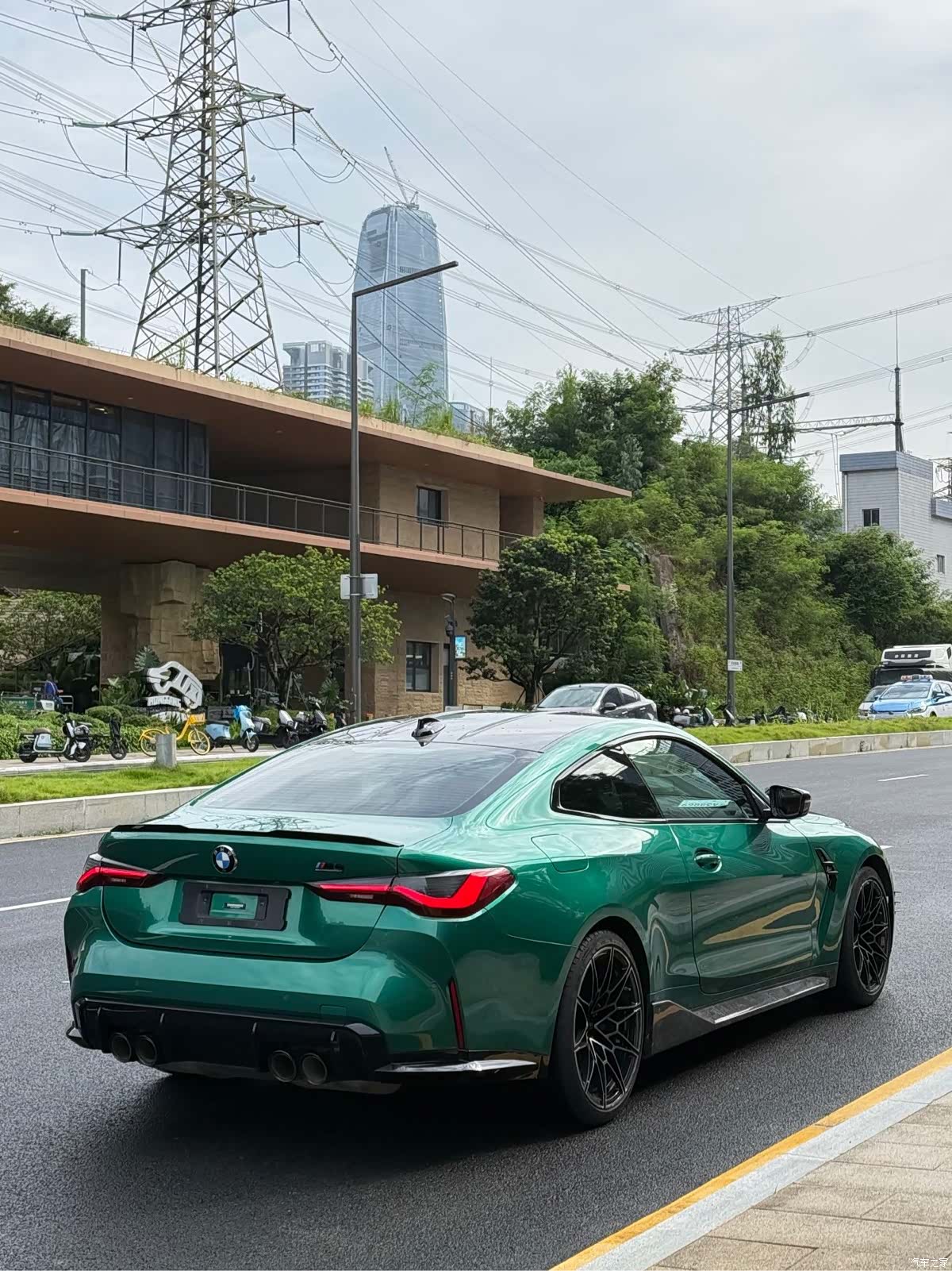 BMW M4, 2022 8