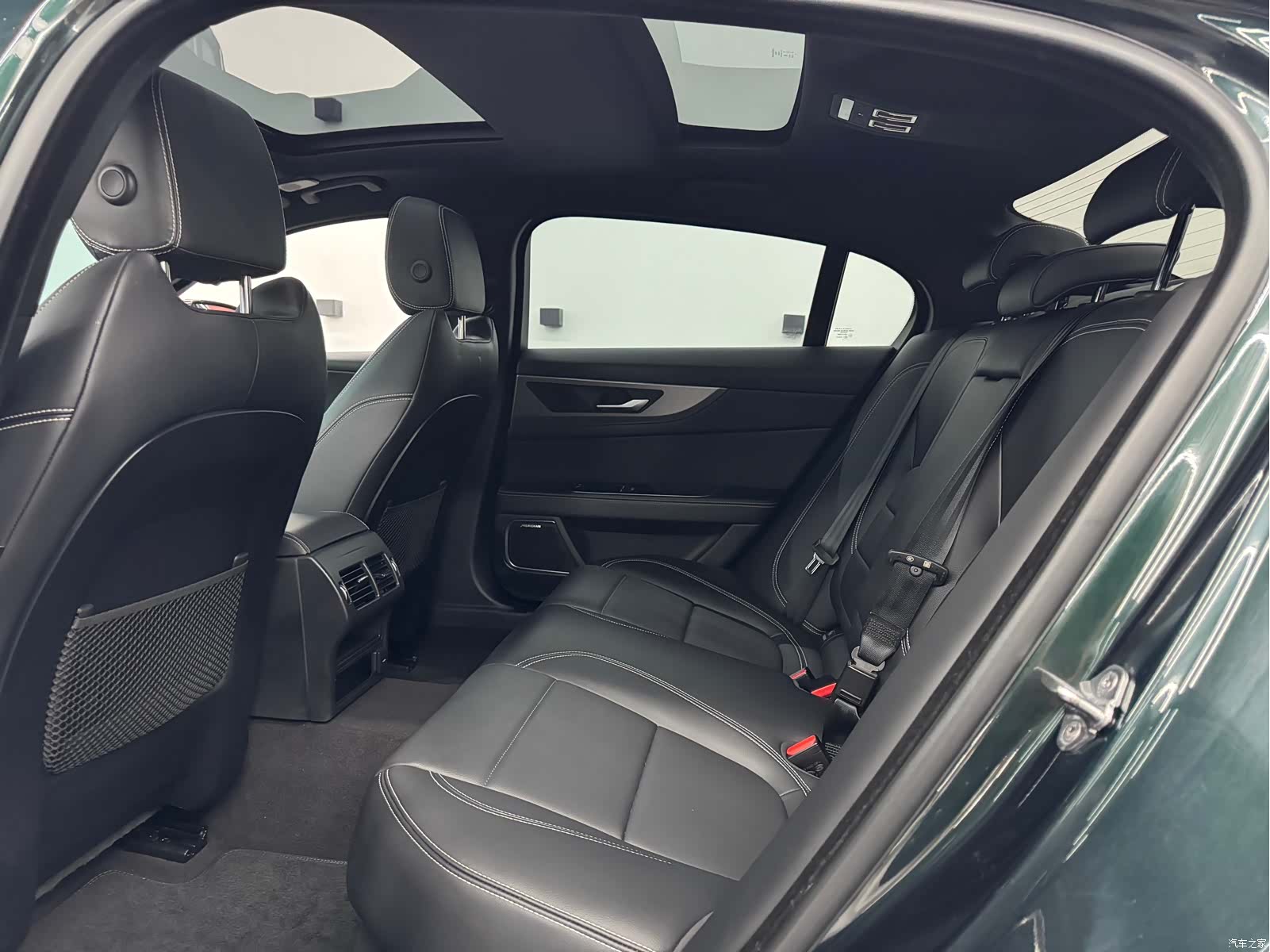 Land Rover XEL, 2023 6