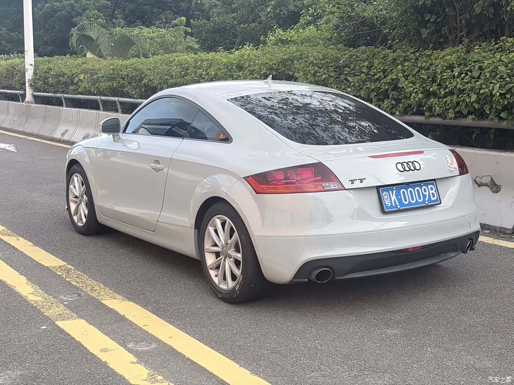 Audi TT, 2011 4